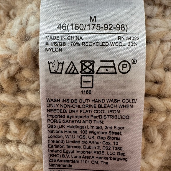 Cozy Cable Knit Turtleneck Sweater - Picture 6 of 6